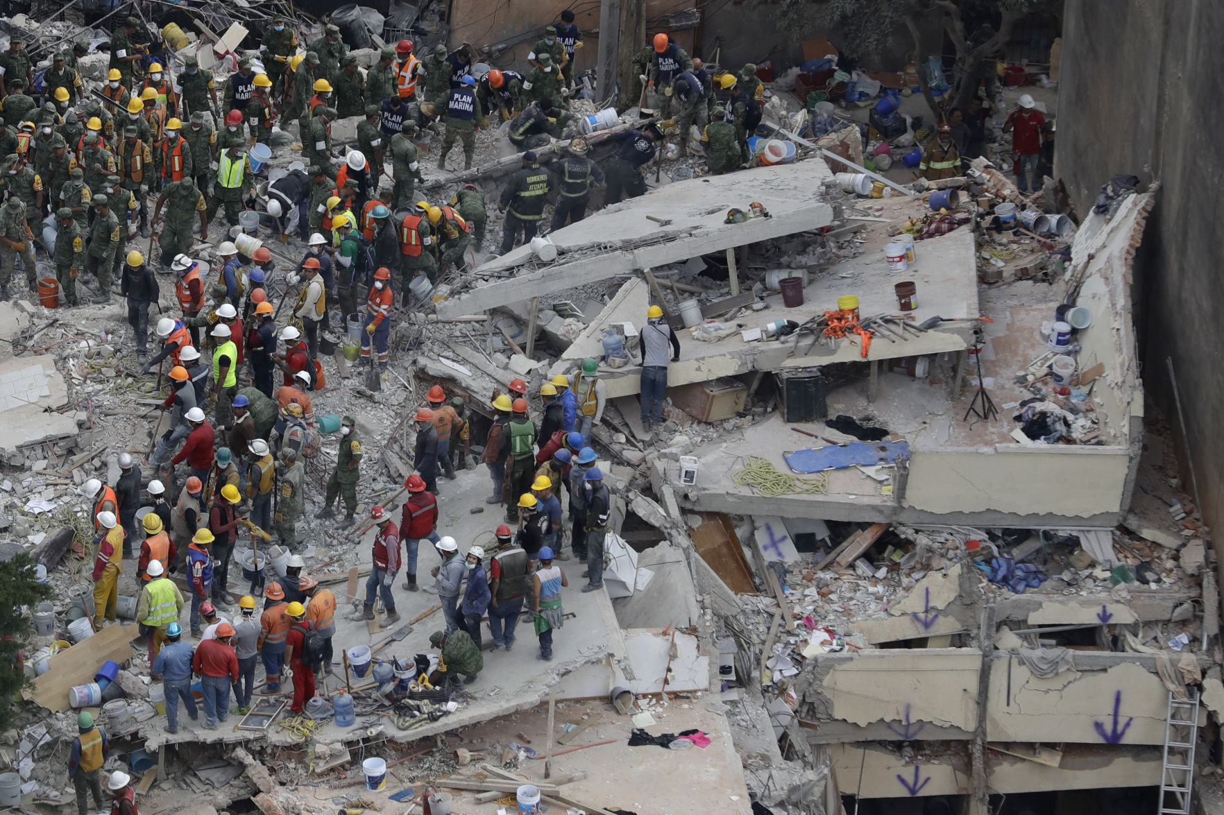 2017: Mexico City collapsed school